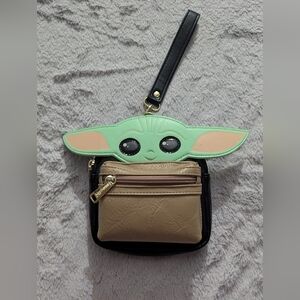 Disney store Loungefly  the Mandalorian Grogu the child wristlet/belt